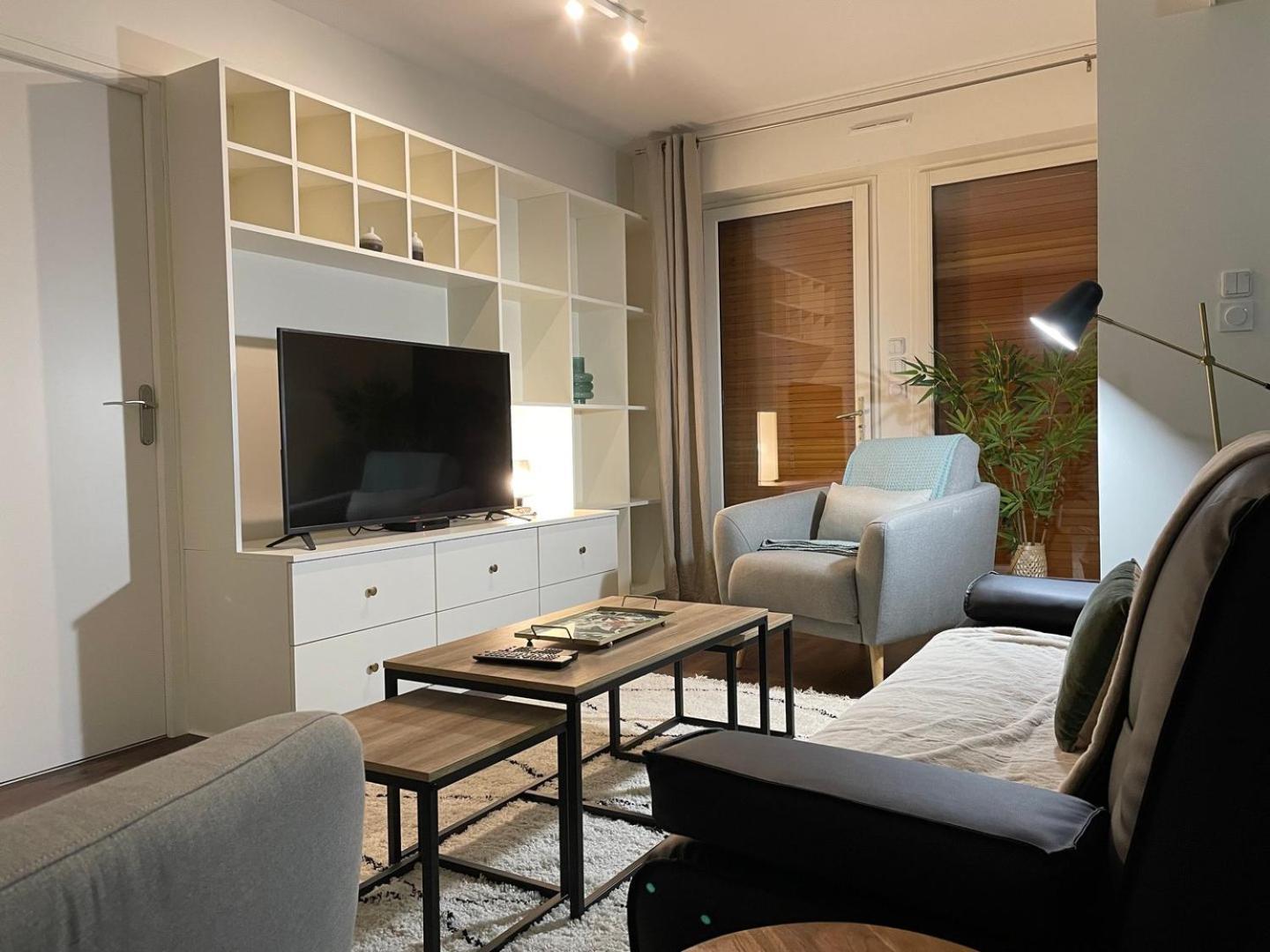 Appartement Le Patio De La Reine Berthe - Parking Included *